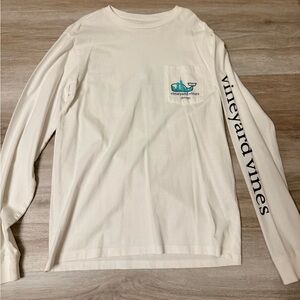 EUC Vineyard Vines shirt men’s small